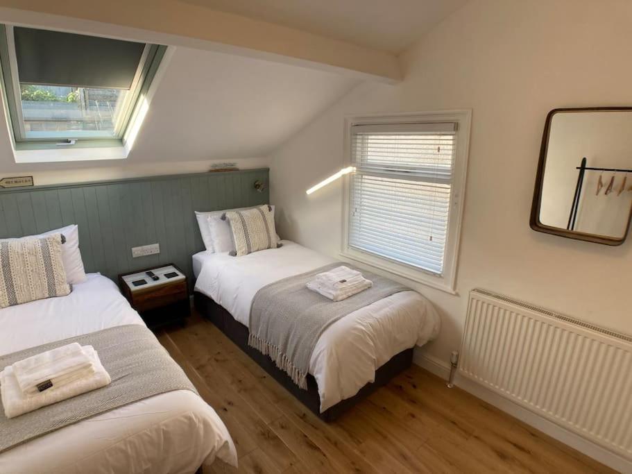 Cosy 2 Bedroom Cottage In Scarborough'S Old Town Exterior foto
